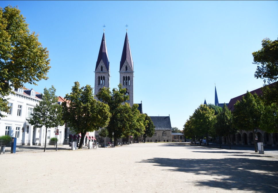 Lions Halberstadt Domplatz